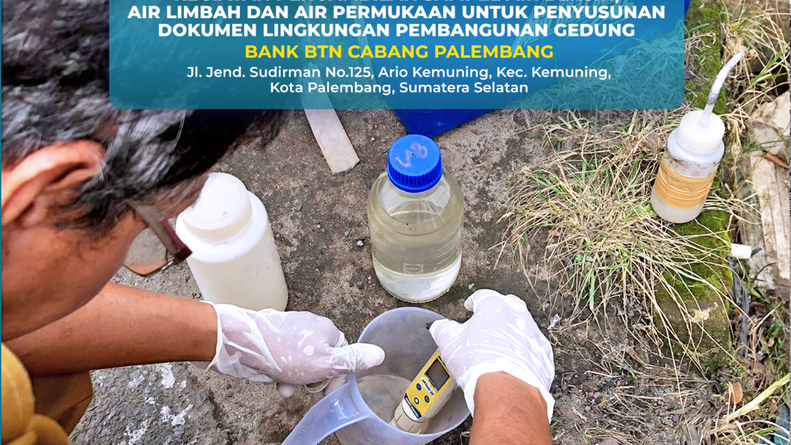 Meta Description: Simak dokumentasi kegiatan pengambilan sampel air bersih, air limbah, dan air permukaan untuk penyusunan dokumen lingkungan Pembangunan Gedung Bank BTN Cabang Palembang bersama Bima Shabartum Group. Pentingnya Sampling Kualitas Air dalam Penyusunan Dokumen Lingkungan Proyek Komersial Dalam setiap proses pembangunan fasilitas komersial atau perkantoran berskala besar, aspek perlindungan dan pengelolaan lingkungan hidup merupakan syarat mutlak yang harus dipenuhi. Salah satu tahapan teknis paling krusial dalam penyusunan dokumen lingkungan (seperti UKL-UPL atau AMDAL) adalah pelaksanaan pengujian kualitas lingkungan, yang meliputi pengambilan sampel air bersih, air limbah, dan air permukaan. Kegiatan ini bertujuan untuk mengetahui rona awal (baseline) kualitas air di sekitar lokasi tapak proyek, serta memastikan bahwa operasional gedung di masa mendatang tidak mencemari lingkungan sekitar, khususnya badan air penerima dan sumur pantau warga. Dokumentasi Lapangan: Pengambilan Sampel Air untuk Proyek Gedung Bank BTN Cabang Palembang Sebagai wujud komitmen terhadap standar profesionalisme dan kepatuhan lingkungan, tim ahli dari PT Bima Shabartum Gemilang (Bima Shabartum Group) secara aktif melaksanakan rangkaian investigasi lapangan untuk mendukung perizinan proyek strategis. Baru-baru ini, tim teknis kami melaksanakan kegiatan pengambilan sampel air bersih, air limbah, dan air permukaan yang berlokasi di Kantor Bank BTN Cabang Palembang, Jalan Jend. Sudirman No.125, Ario Kemuning, Kec. Kemuning, Kota Palembang, Sumatera Selatan. Adapun rangkaian kegiatan teknis yang dilakukan di lapangan meliputi: • Pengambilan Sampel Air Bersih & Air Permukaan: Mengambil sampel air dari titik sumber dan saluran sekitar lokasi untuk diuji parameter fisika, kimia, dan mikrobiologinya di laboratorium terakreditasi. • Pengujian Parameter Lapangan (In-Situ): Melakukan pengukuran langsung seperti suhu, pH (tingkat keasaman), dan konduktivitas air menggunakan alat ukur portabel yang terkalibrasi. • Sampling Air Limbah & Titik Penaatan: Mengidentifikasi dan mengambil sampel dari saluran pembuangan/IPAL eksisting guna memastikan karakteristik limbah memenuhi standar baku mutu yang berlaku sebelum dibebankan ke lingkungan. • Penyimpanan dan Pelabelan Ketat: Setiap sampel air diberi label khusus, dicatat dalam berita acara penarikan sampel, dan disimpan dalam wadah khusus (cool box) untuk menjaga stabilitas sampel hingga tiba di laboratorium. Mengapa Pengujian Kualitas Air Wajib Dilakukan? 1. Memenuhi Standar Regulasi KLHK: Hasil uji laboratorium dari pengambilan sampel ini menjadi data dukung utama dalam penyusunan dokumen Persetujuan Lingkungan dan Persetujuan Teknis (Pertek) BMAL. 2. Mitigasi Pencemaran Lingkungan: Membantu pengembang merancang sistem pengolahan air limbah (IPAL) yang efektif sehingga tidak mencemari drainase kota atau badan air permukaan di Palembang. 3. Legalitas Operasional di OSS RBA: Data lingkungan yang valid memperlancar proses penerbitan izin komersial dan operasional gedung melalui sistem perizinan berbasis risiko. Wujudkan Perizinan Lingkungan yang Akurat Bersama Bima Shabartum Group Penyusunan dokumen lingkungan dan pengambilan sampel air menuntut keahlian teknis bersertifikat, metodologi yang valid, serta kepatuhan terhadap standar baku mutu nasional. Jangan pertaruhkan kelayakan legal proyek Anda pada investigasi yang tidak kredibel. Sebagai pusat keunggulan rekayasa pertambangan, tata ruang, dan kepatuhan lingkungan di Sumatera Selatan, PT Bima Shabartum Gemilang (Bima Shabartum Group) siap mendampingi perusahaan Anda dari tahap survei lapangan, analisis laboratorium, hingga terbitnya dokumen perizinan yang sah. Layanan ahli kami meliputi: • Penyusunan Dokumen Lingkungan: AMDAL, UKL-UPL, DELH, DPLH, dan Addendum. • Pengujian & Sampling Lingkungan: Pengambilan sampel air bersih, air limbah, emisi udara, dan kebisingan oleh tenaga ahli berpengalaman. • Pengurusan Perizinan Terpadu: Penyusunan Persetujuan Teknis (Pertek), SLO, dan pengawalan sistem OSS RBA. Pastikan proyek komersial Anda patuh hukum dan ramah lingkungan. Hubungi tim ahli kami hari ini untuk konsultasi kebutuhan perizinan perusahaan Anda! 📞 Hubungi Kami Segera: 🌐 Website: www.bimashabartum.co.id 📧 Email: admin.palembang@bimashabartum.co.id 📱 WhatsApp: +62823-7472-2113 Ide Prompt Visual Generative AI (AR 4:5) Prompt: "A professional environmental consultant in safety gear taking water samples from a drainage outlet at a modern commercial building site in Palembang, using a digital water tester and labeled glass bottles. In the background, a structured urban office building under evaluation. Professional corporate aesthetic, clean daylight, sharp focus, deep navy blue and emerald green palette, 8k resolution, cinematic quality, ideal for professional corporate reporting and environmental consultancy."