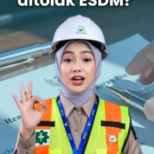 Meta Description: RKAB ditolak Kementerian ESDM? Kenali 3 poin fatal dalam pengajuan RKAB mulai dari legalitas hingga aspek lingkungan agar operasional tambang tidak mandek bersama Bima Shabartum Group. RKAB Ditolak ESDM? Jangan Remehkan Tiga Poin Fatal Ini! Rencana Kerja dan Anggaran Biaya (RKAB) merupakan "nyawa" bagi setiap perusahaan pertambangan. Tanpa mengantongi persetujuan resmi dari Kementerian ESDM, perusahaan Anda dilarang keras untuk melakukan kegiatan penambangan maupun memasarkan komoditas mineral dan batubara. Agar dokumen RKAB perusahaan Anda dapat lolos evaluasi dan tidak berujung pada penolakan, perhatikan 3 poin inti berikut ini: 1. Legalitas dan Kuota • RKAB menjadi syarat mutlak yang wajib dipenuhi agar perusahaan Anda mendapatkan alokasi kuota penjualan yang sah di dalam sistem e-RKAB. 2. Rencana Teknis • Dokumen wajib memuat target produksi secara detail, perencanaan tambang (mine plan), serta data pendukung eksplorasi cadangan yang valid dan terukur. 3. Lingkungan dan Finansial • Rencana reklamasi pascatambang, alokasi anggaran Pemberdayaan Masyarakat (PPM/CSR), serta perhitungan kewajiban pajak dan royalti kepada negara harus disajikan secara presisi. Jangan Biarkan Operasional Tambang Mandek! Penolakan dokumen RKAB dapat melumpuhkan arus kas dan menghentikan seluruh aktivitas operasional perusahaan Anda. Pastikan penyusunan dokumen teknis dan administratif tambang Anda dikawal oleh para ahli yang berpengalaman. Sebagai pusat keunggulan rekayasa pertambangan, tata ruang, dan kepatuhan lingkungan, Bima Shabartum Group siap mendampingi proses evaluasi dan penyusunan dokumen RKAB perusahaan Anda secara profesional! 📞 Hubungi Kami Segera untuk Konsultasi Perizinan Tambang & Lingkungan (Gratis!): 🌐 Website: www.bimashabartum.co.id 📧 Email: admin.palembang@bimashabartum.co.id 📱 WhatsApp: +62823-7472-2113 Ide Prompt Visual Generative AI (AR 4:5) Prompt: "A professional corporate editorial style image showing a senior mining engineer and regulatory consultant reviewing an official e-RKAB submission document on a high-tech dual-monitor setup in a modern office in Palembang. Cinematic indoor lighting, professional emerald green and steel-blue color grading, 8k resolution, photorealistic, ideal for professional corporate business and mining compliance consulting."